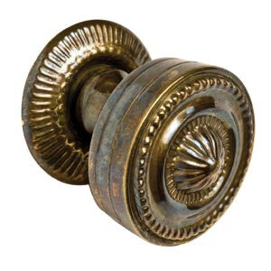Sheraton-style brass knob with backplate - ABC Ironmongery
